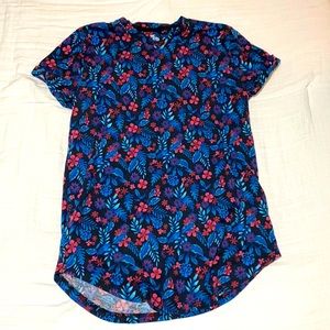 Hollister floral shirt